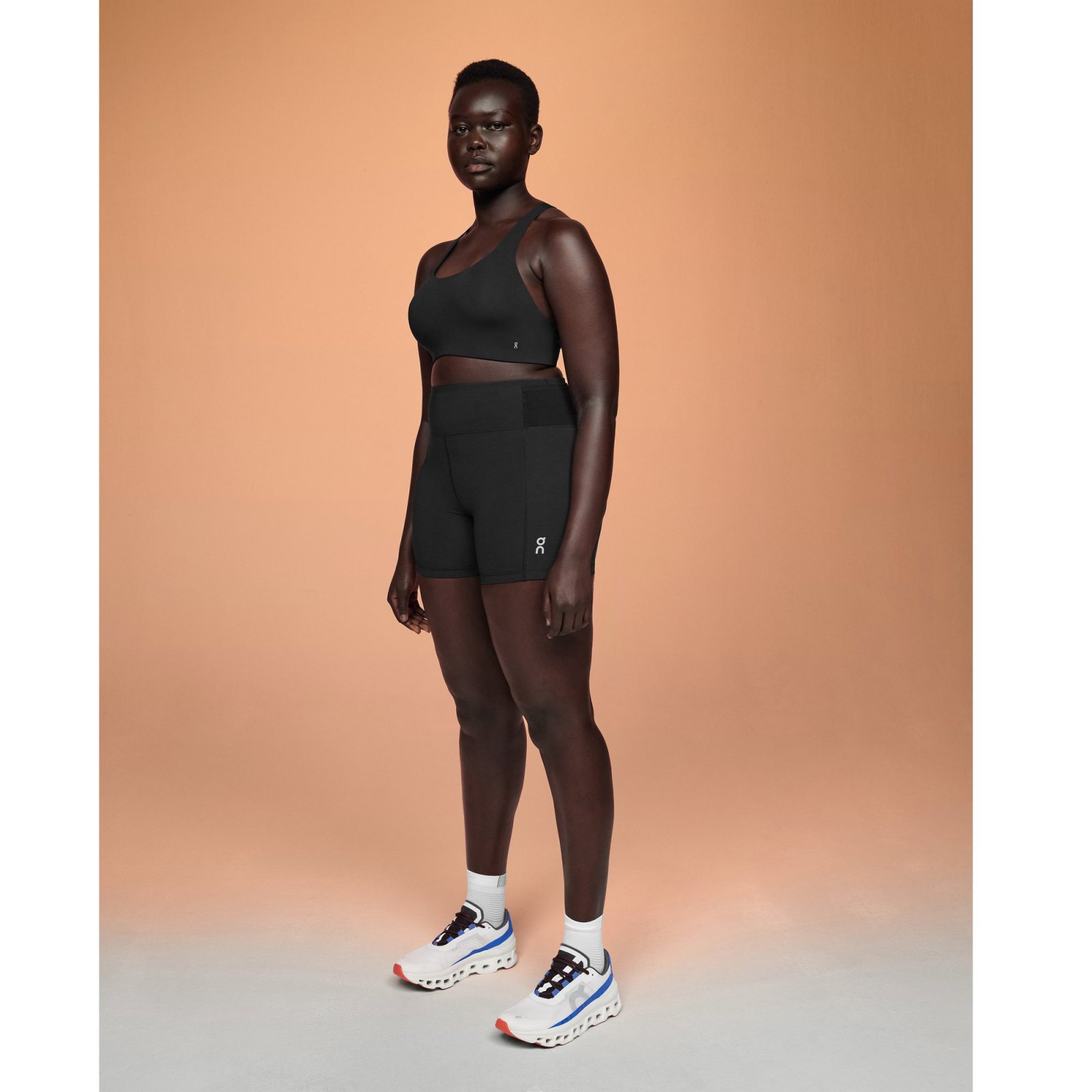 On Cloud - bustiera sport femei Active Bra - negru