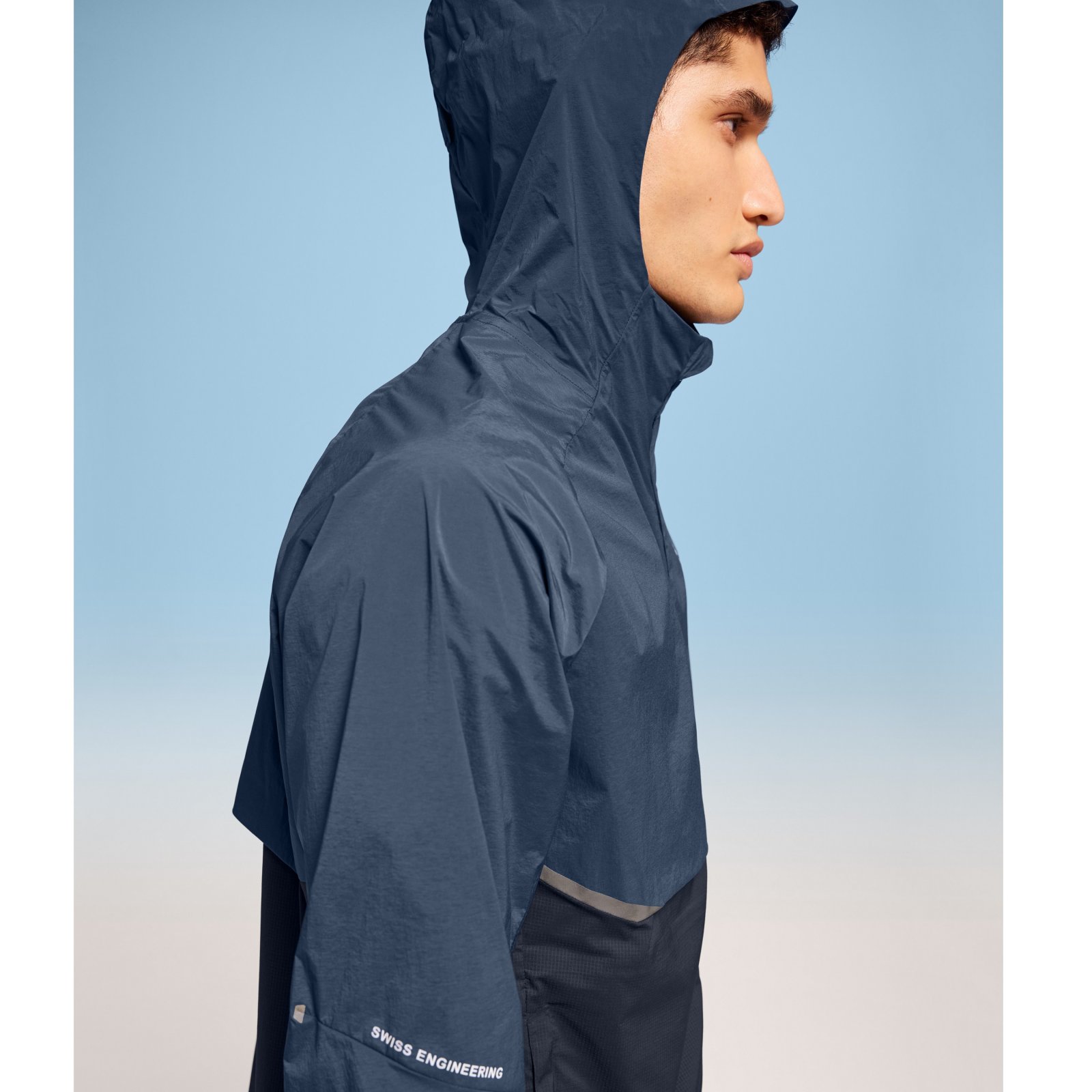 On Cloud - jacheta sport pentru barbati cu fermoar si gluga Core Jacket - albastru Denim Navy