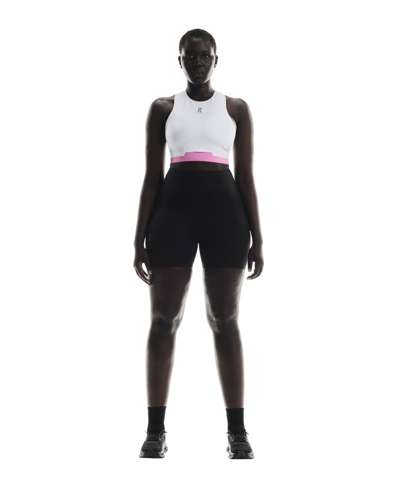 On - bustiera - Train 2-In-1 Crop W - Black