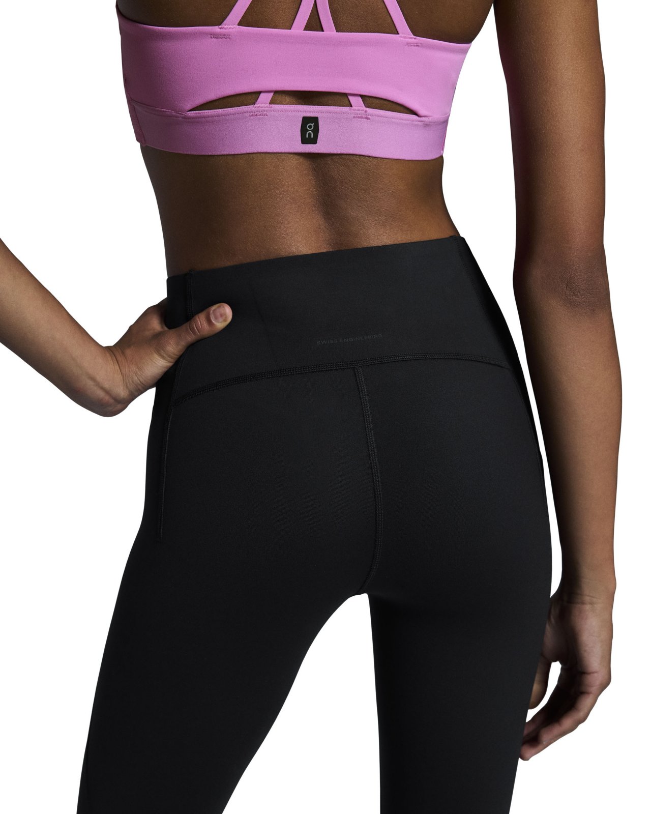 On - colanti - Studio Tights W - Black