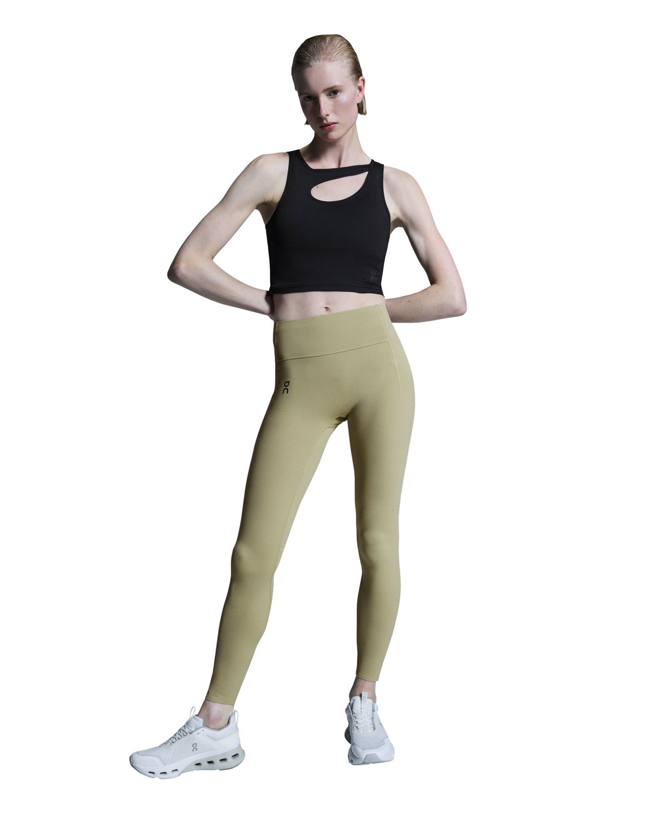 On - colanti - Studio Tights W - Black