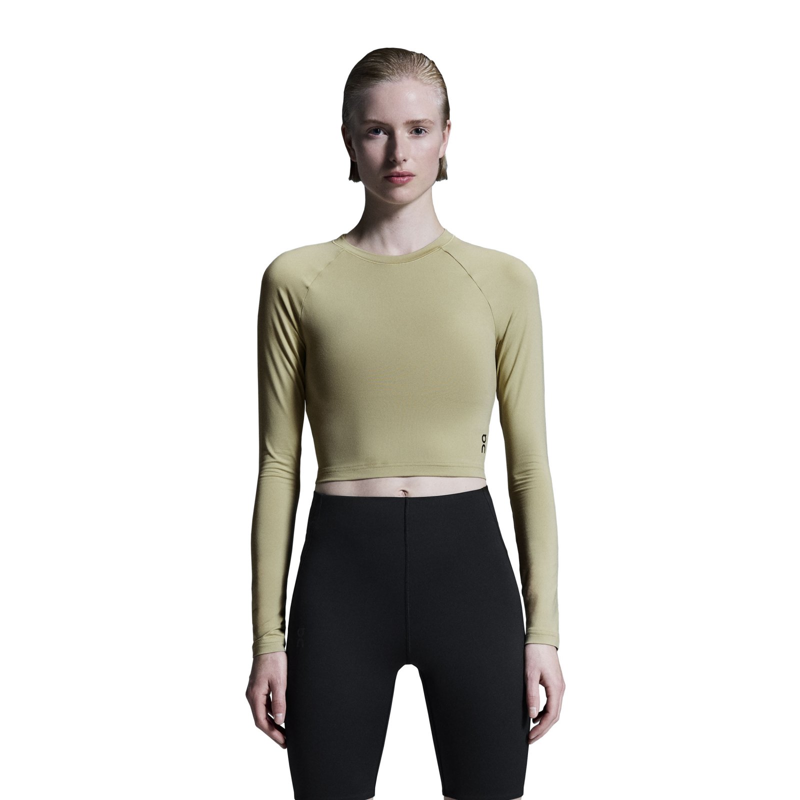 On - bluza - Studio Long-T Crop W - White