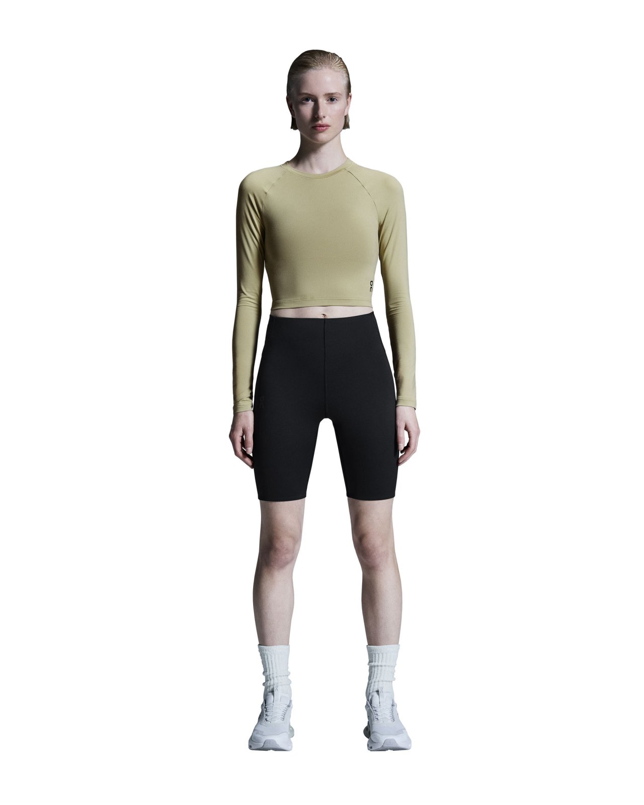 On - bluza - Studio Long-T Crop W - White