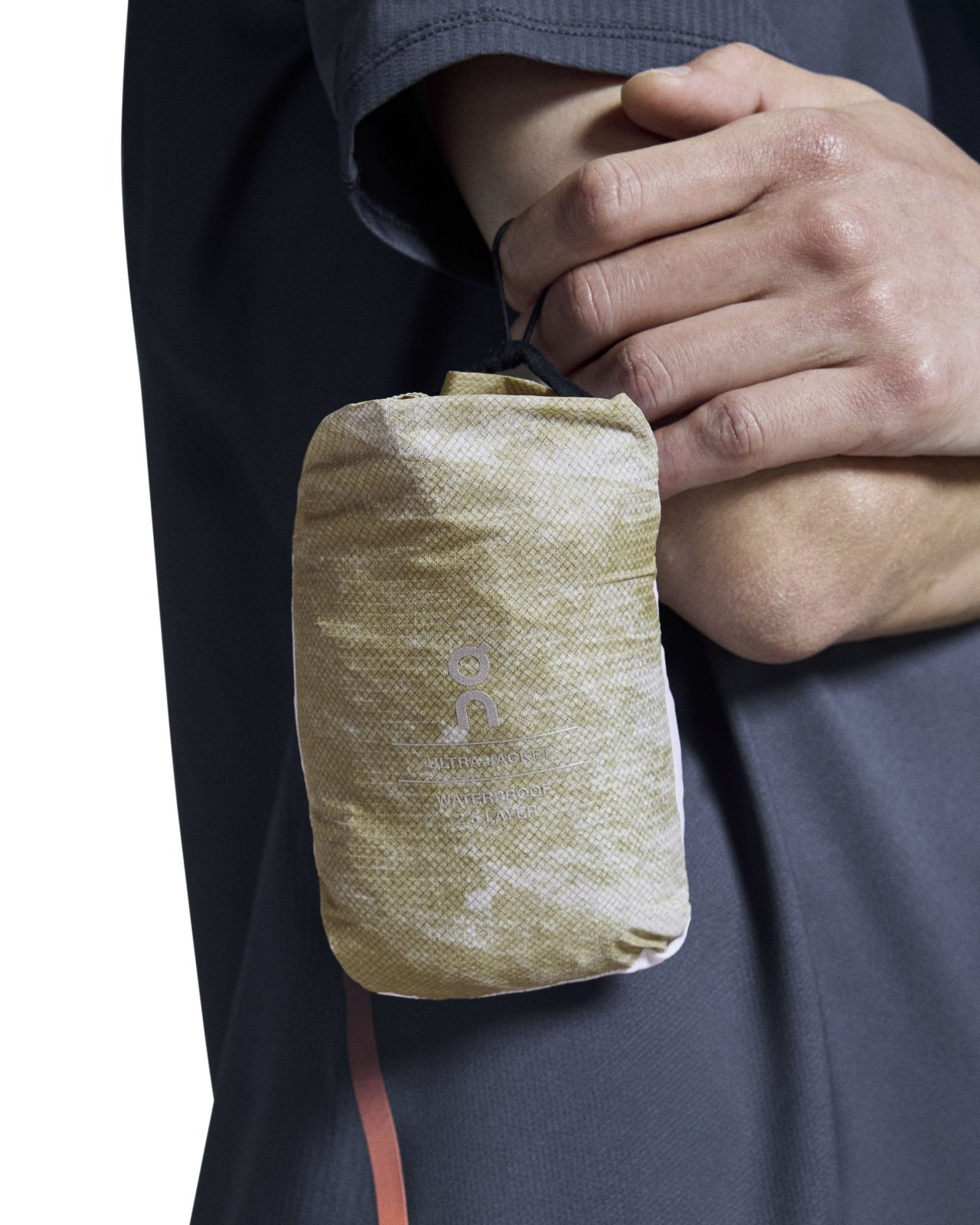 On - jacheta - Ultra Jacket - White | Caper
