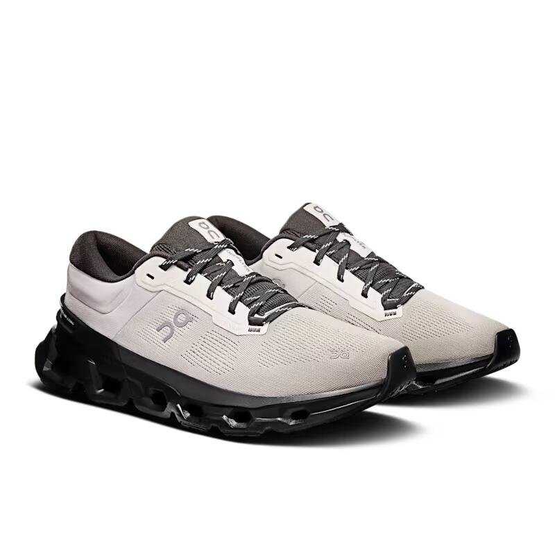 On - pantofi alergare - Cloudflyer 5 - Black | White