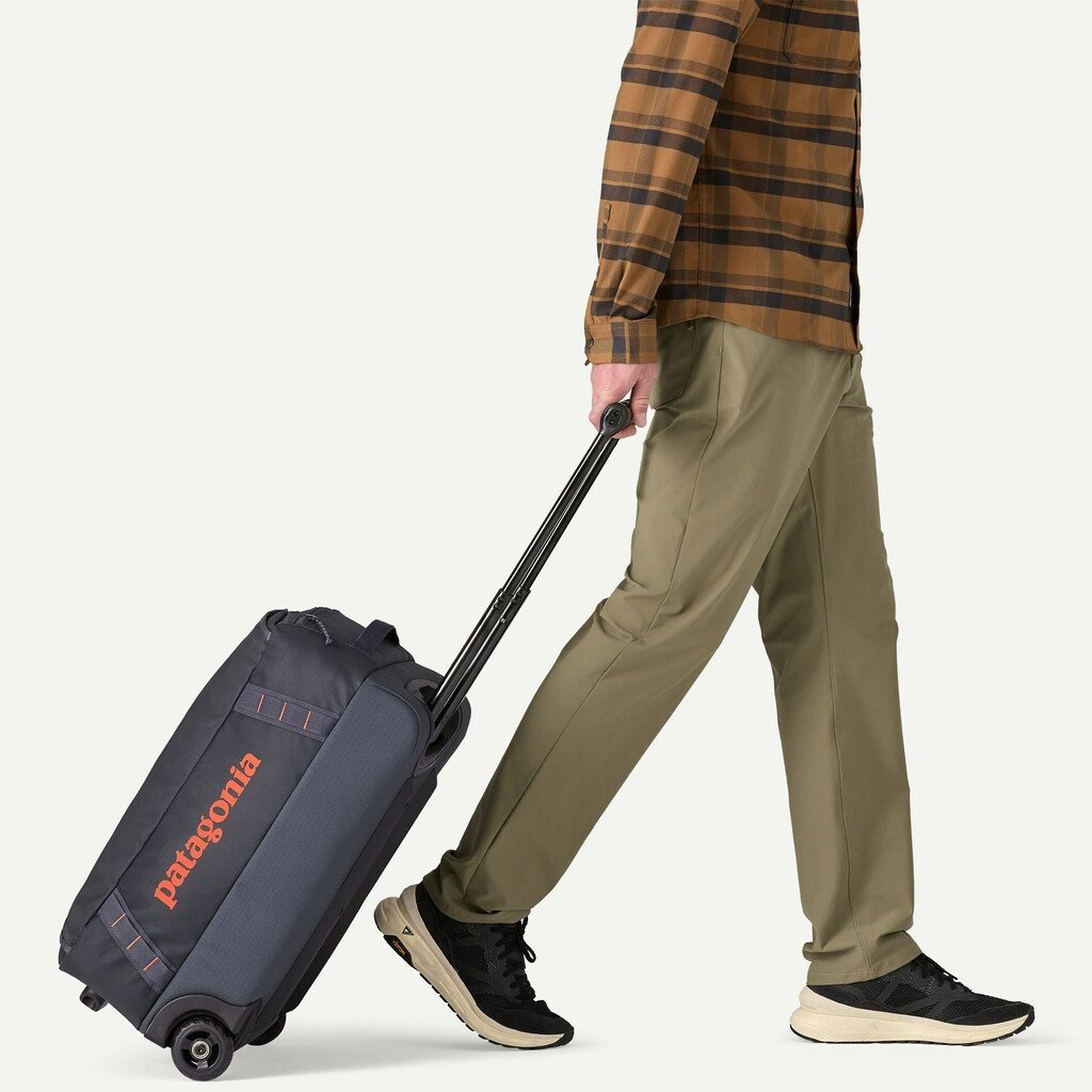 Geanta - Black Hole Wheeled Duffel 40L - Negru