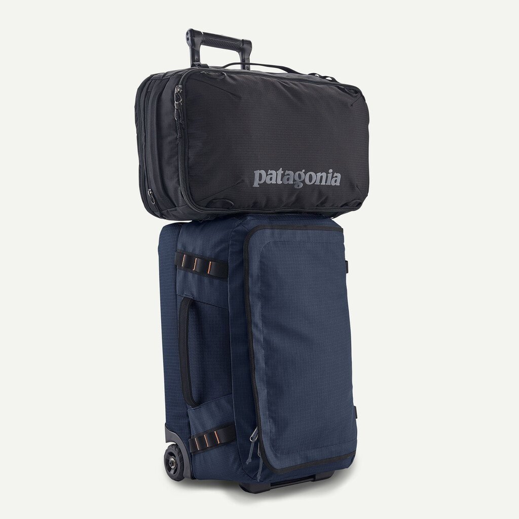 Geanta - Black Hole Wheeled Duffel 40L - Negru
